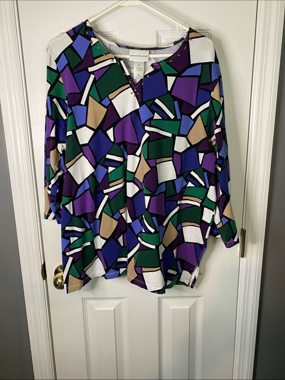 Alfred Dunner Geometric Print V-Neck Tunic in Purple, Green, White, Tan Size XL